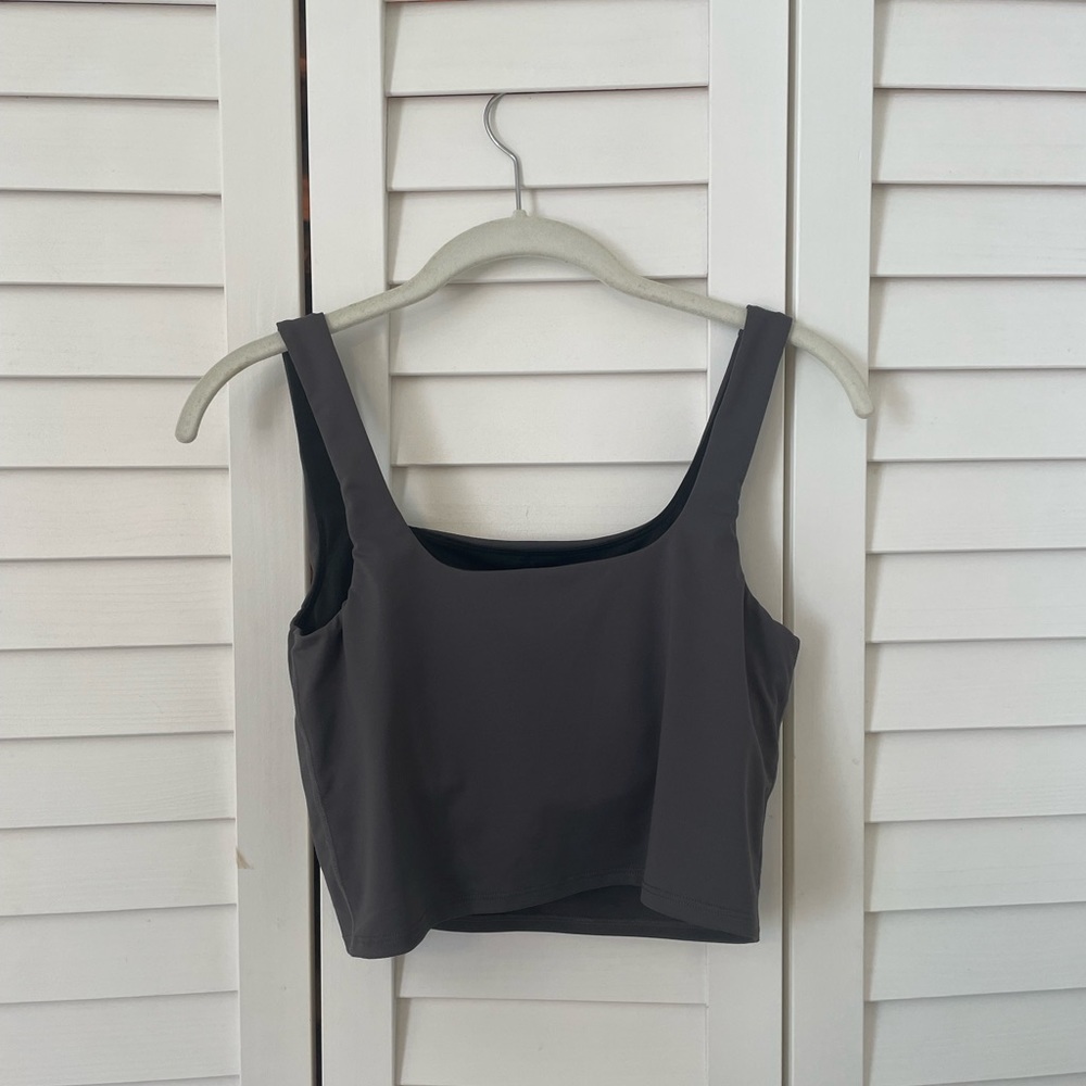 Amazon Tank Top - Picture 2 of 5